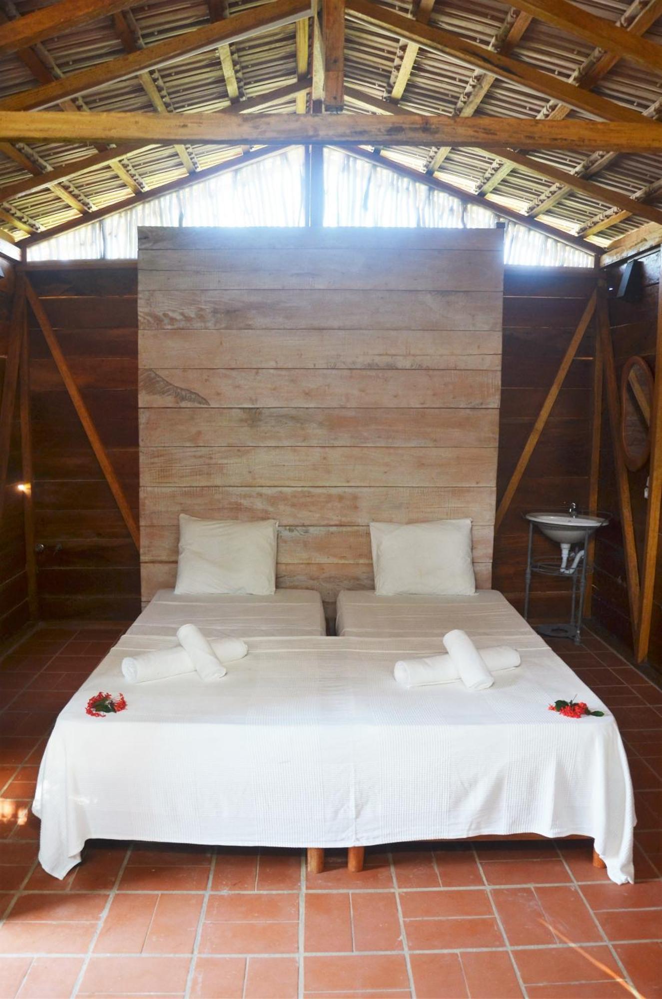 Hotel Roca Maria Helena-Principe Santo António Esterno foto