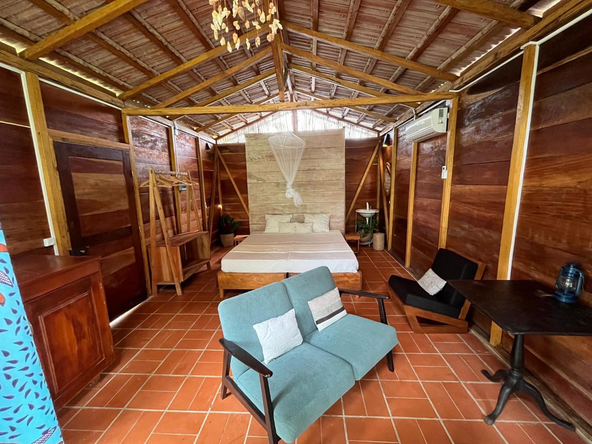 Hotel Roca Maria Helena-Principe Santo António Esterno foto