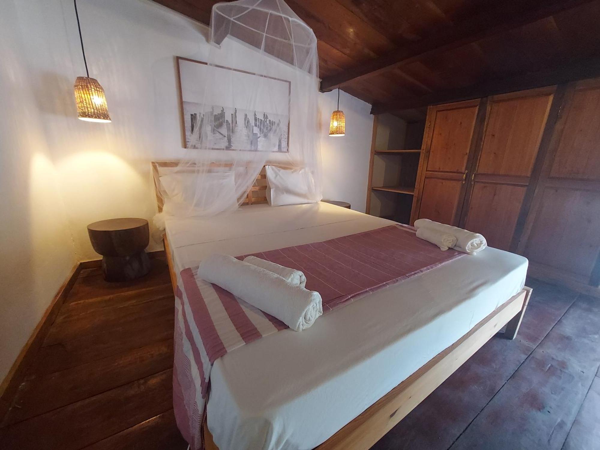 Hotel Roca Maria Helena-Principe Santo António Esterno foto